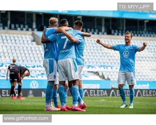 乌德勒支主场迎战格拉夫双方争夺关键三分激战在即