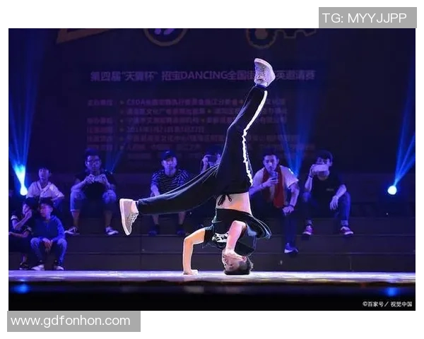 成都街舞队在风格转换中的挑战与收获分析