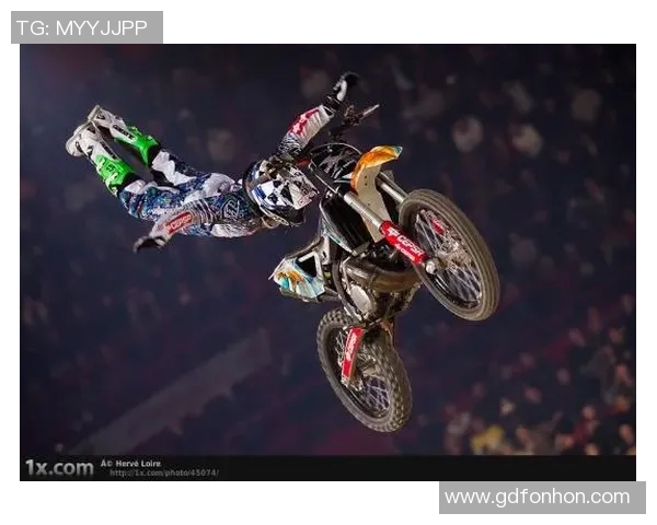 重庆极限运动队与北京极限运动队赛后复盘意识碰撞的深度分析与反思